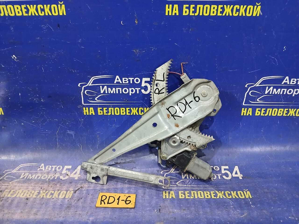 Стеклоподъемник задний левый Honda CRV 1996