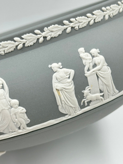 Ваза для фруктов Wedgwood в редком сером цвете