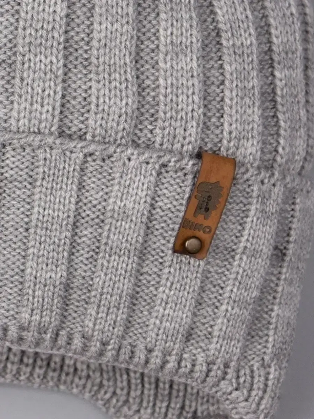 Шапка для мальчика осенняя на завязках