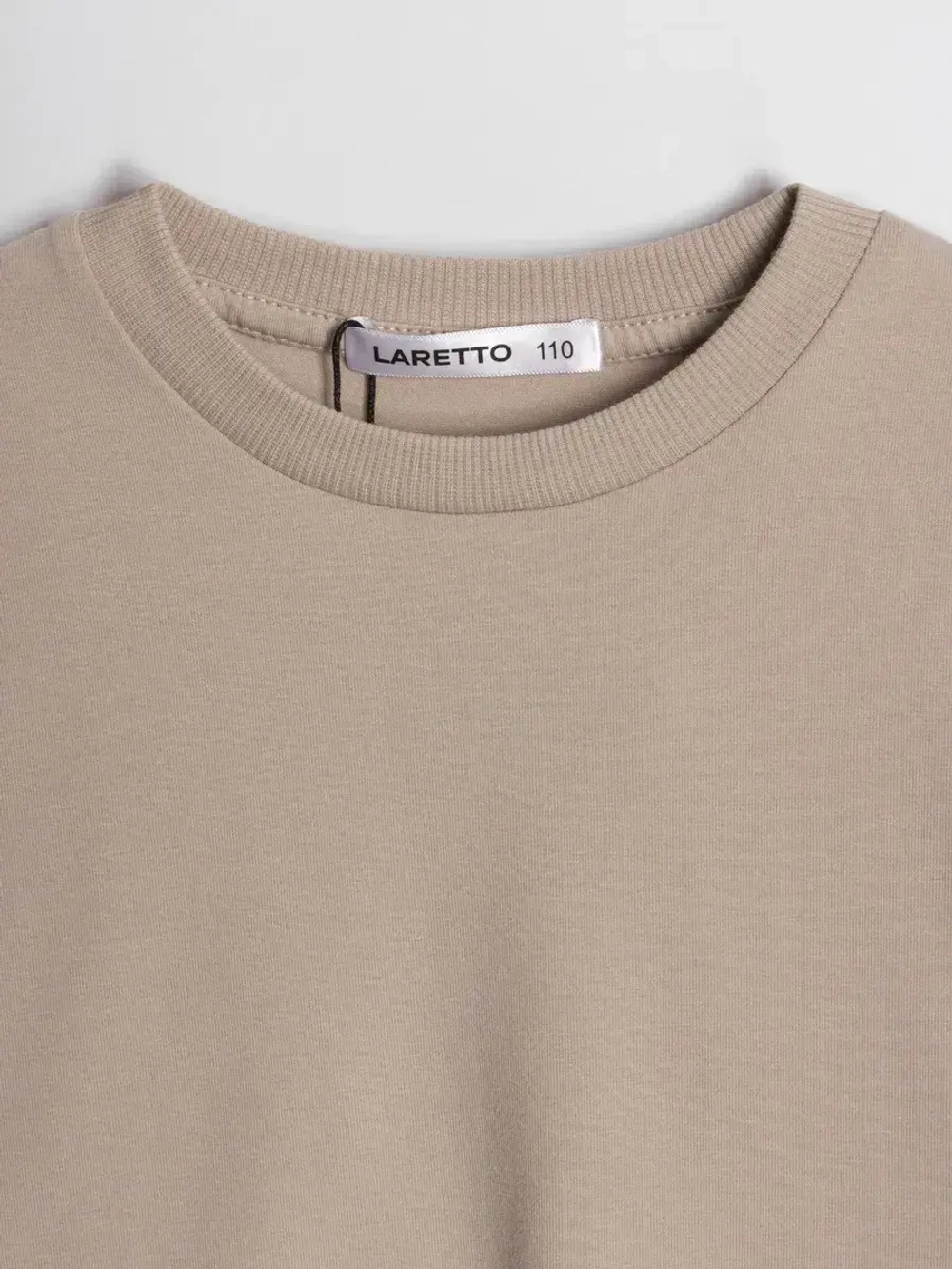 Футболка для девочки в школу