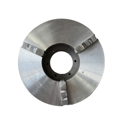 Токарный патрон К11-630/С11, посадка на условный конус 11, трехкулачковый, самоцентрирующийся, цельные кулачки