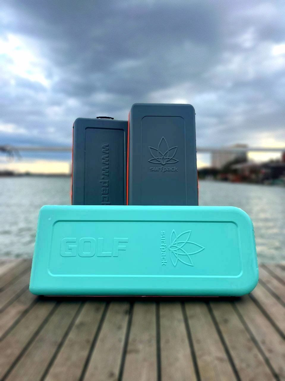 Чехол защитный для вейксерфа на колесах SurfPack водонепроницаемый ударопрочный 53"
