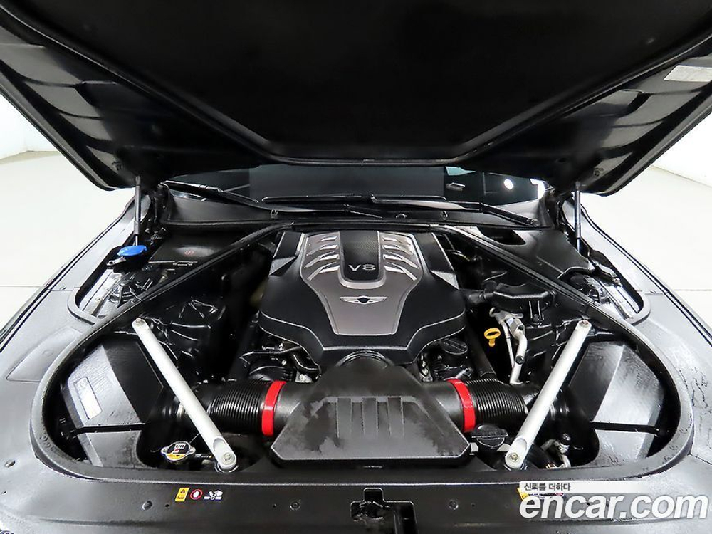 Genesis G90 5.0 AWD (06.2020)