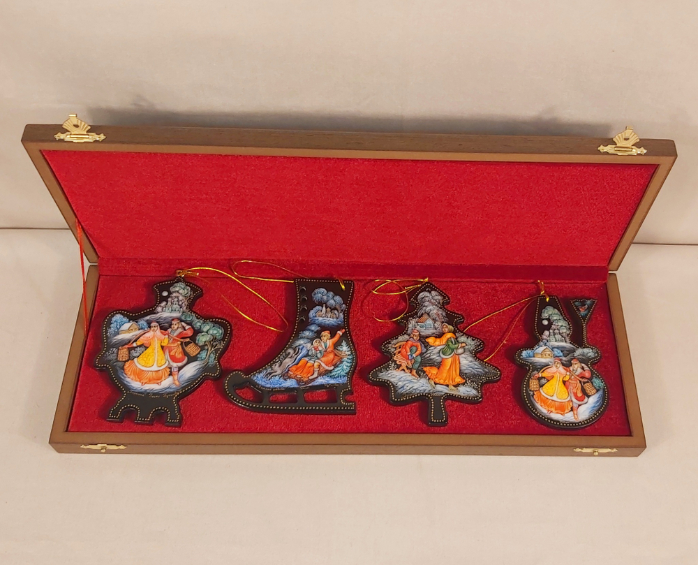 Набор из 4-х ёлочных игрушек  "Русская зима" с росписью Палех