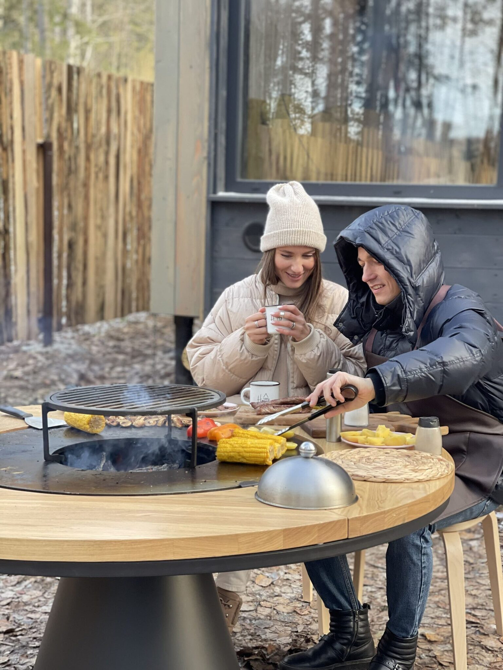 Дровяной гриль-стол Elbrus Grill Тибет 850 (диаметр стола 1490 мм)