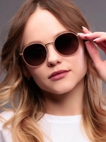 Солнцезащитные очки с поляризацией 2025