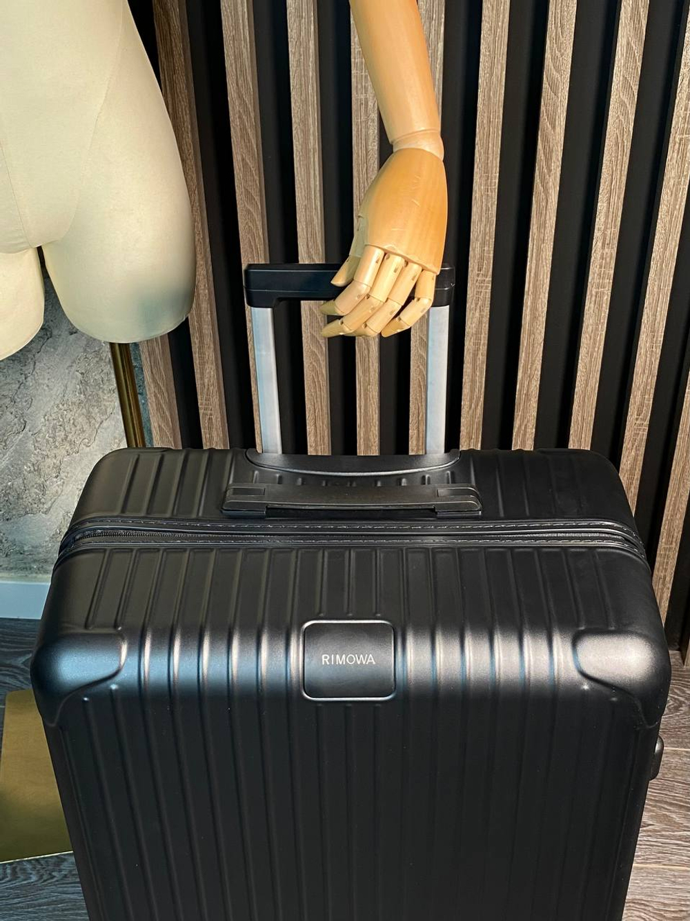 Чемодан Rimowa