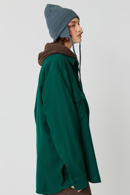 Шапка из мериноса с ушками голубого цвета