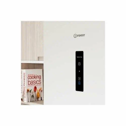 Холодильник Indesit ITR 5200 W