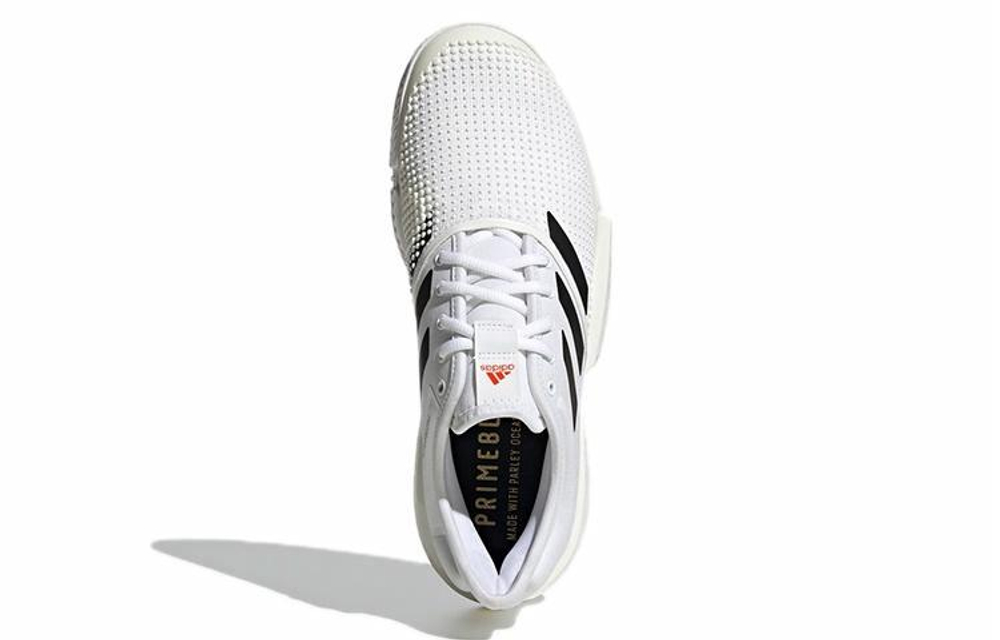 Кроссовки Adidas Solecourt
