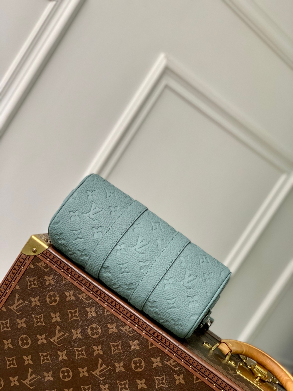 Louis Vuitton Keepall 25
