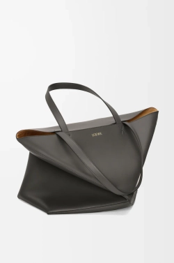 Loewe Сумка-тоут XL Puzzle Fold из блестящей телячьей кожи, темно-серый