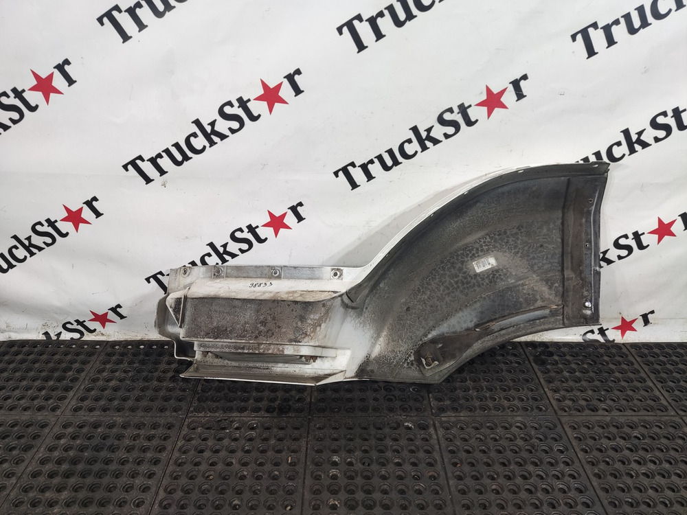 Корпус подножки правый