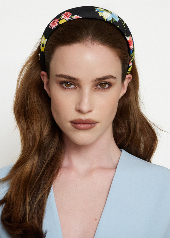 Объемный ободок с цветами