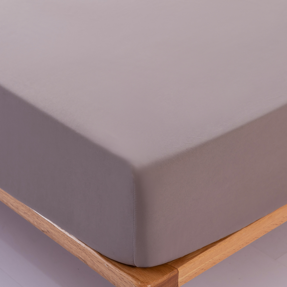 Комплект постельного белья Однотонный Сатин Вышивка на резинке CHR036