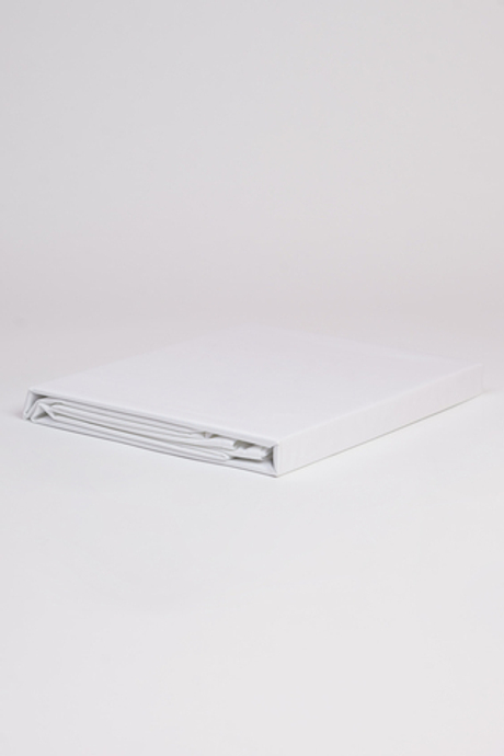 Простыня 240х260 German Grass Platinum Palette белая