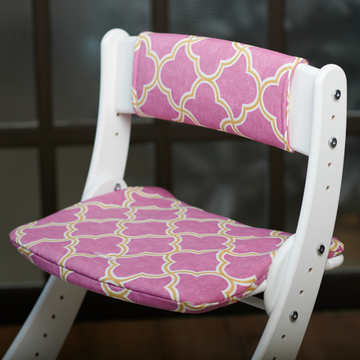 Подушка для растущего стула, узор малиновый