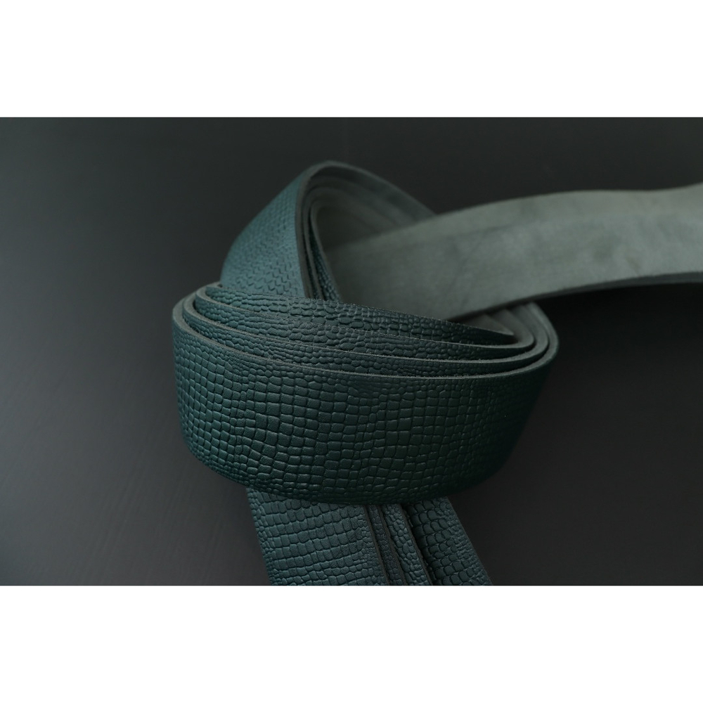 Ременная заготовка сине-зеленая с лицевой отделкой+ плита геккон 140