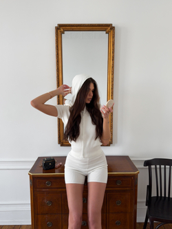 Костюм ZOE кардиган с капюшоном и шорты