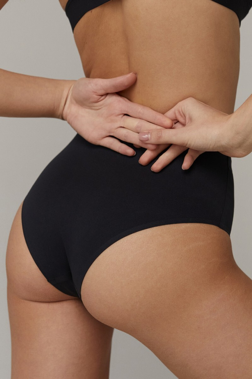 AVANI BLACK Трусы бразильяно ARUELLE