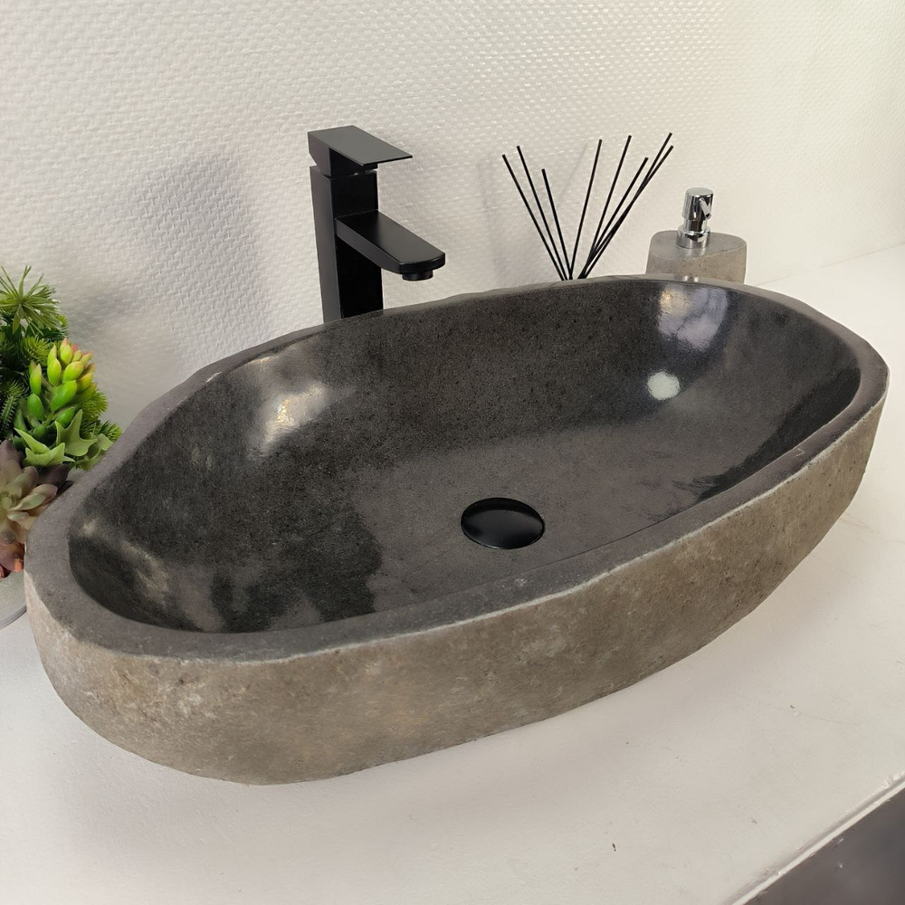 Раковина из речного камня RS-65156 64*38*15 0858