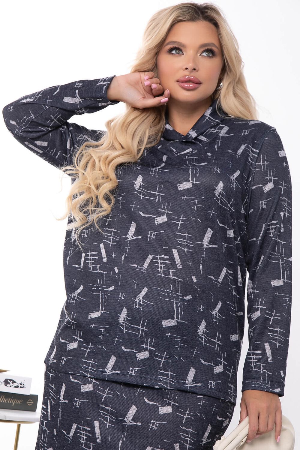 Костюм "Клавдия" (синий/абстракция) К7455 LT Collection