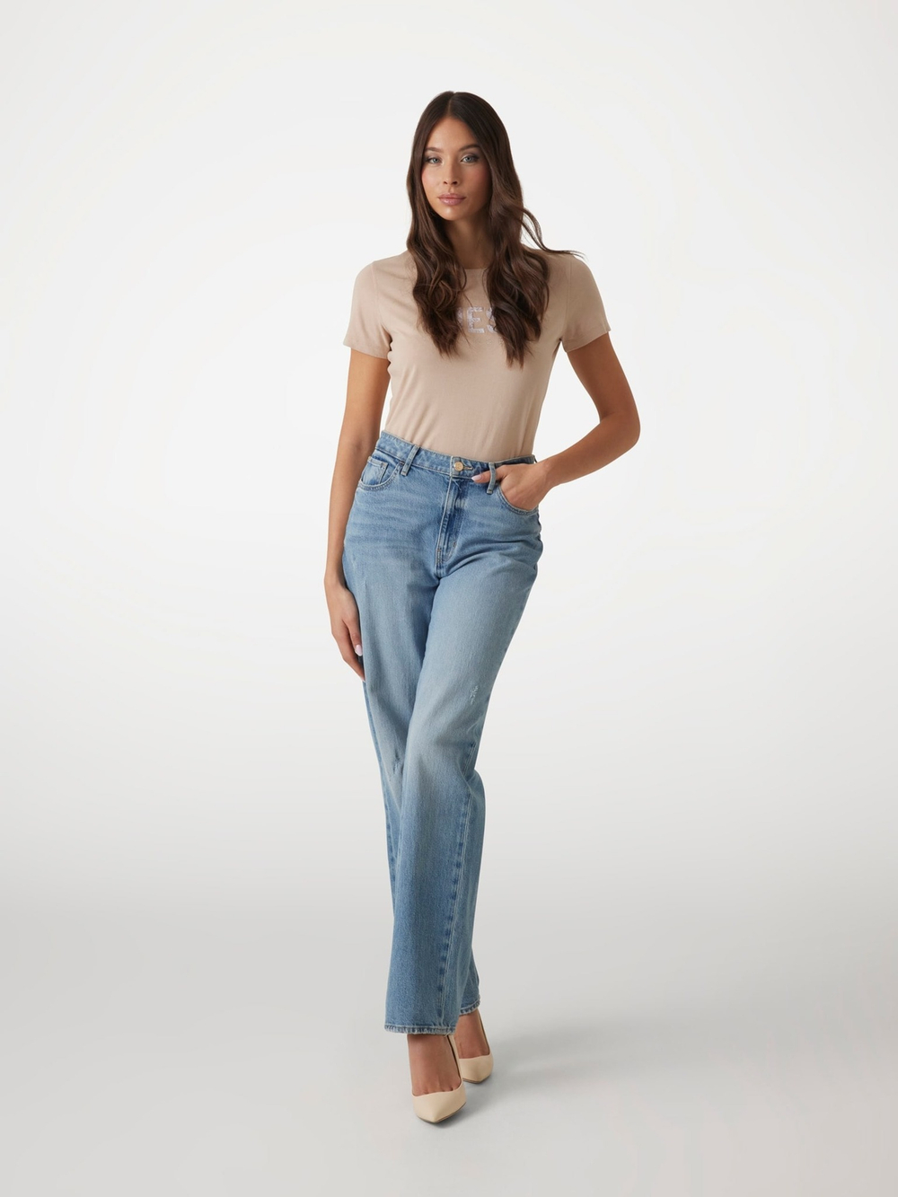 Футболка женская GUESS