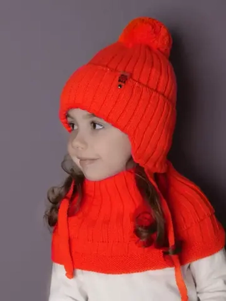Шапка для девочки осенняя и снуд вязаные