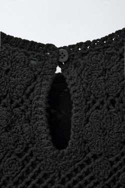 ZARA ТРИКОТАЖНЫЙ ТОП ИЗ КРУЖЕВА КРОШЕ, ЧЕРНЫЙ