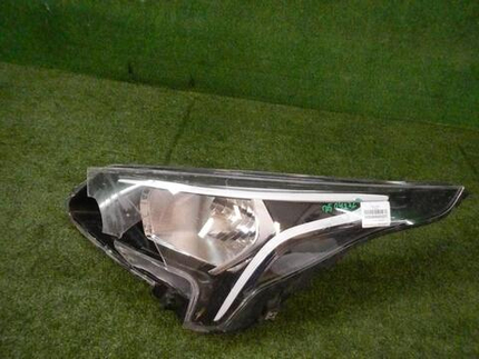 Битая Фара левая Kia Rio 4 (2020-н.в.) галоген