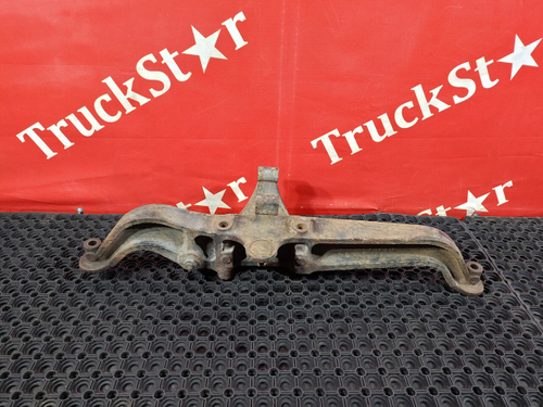 Кронштейн пневморессоры левый