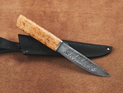 Шкуросъемный нож "Якут" с кованым долом, дамасская сталь, рукоять карельская береза