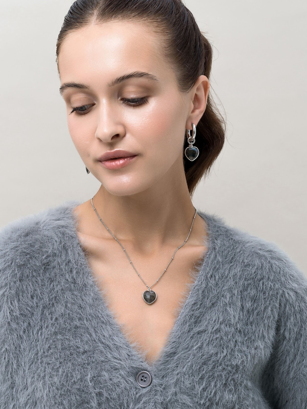 Колье "Lovely" с лабрадором Silver