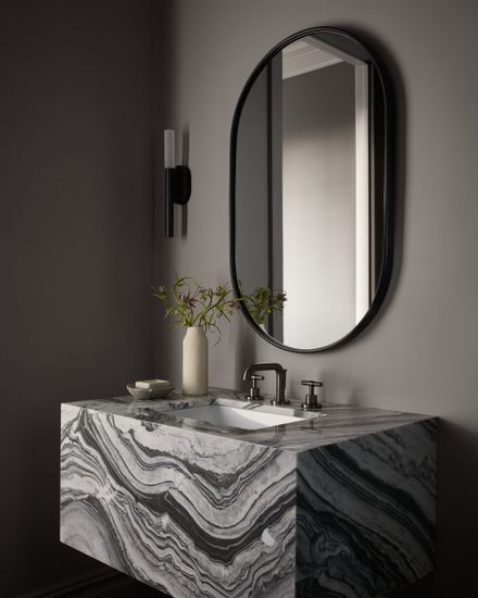 Чёрное овальное зеркало “Рейли”