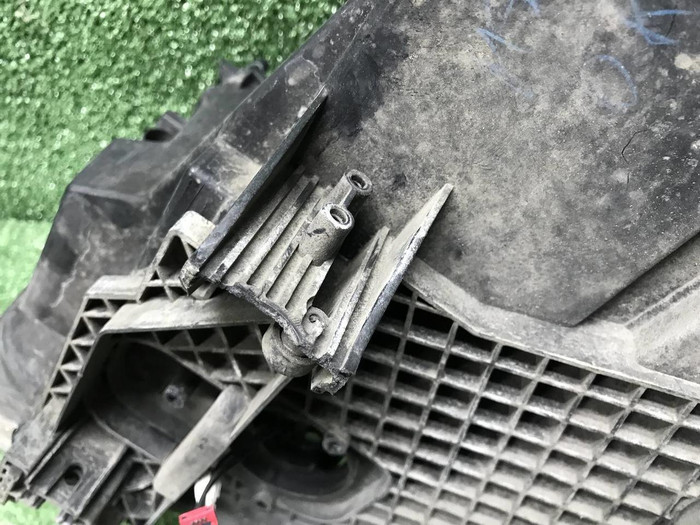 Фара правая BMW X5 F15 X6 F16 (2013-2018) ксенон