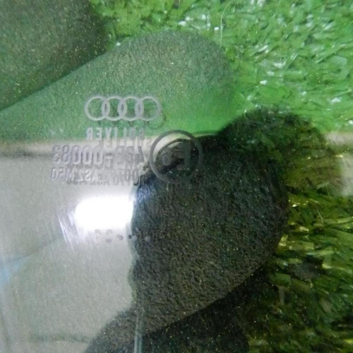 Стекло двери переднее левое Audi A6 4 C7 (2011-2018)