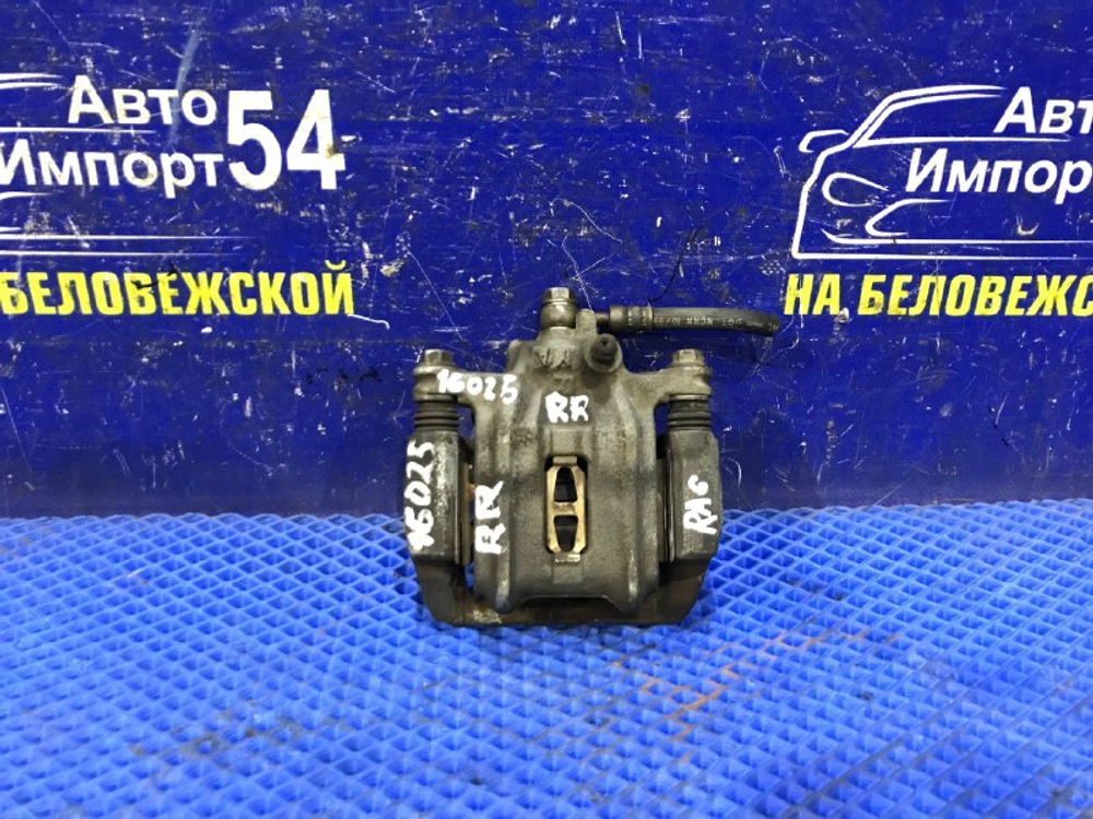 Суппорт тормозной задний правый Honda ODYSSEY 1998-2004