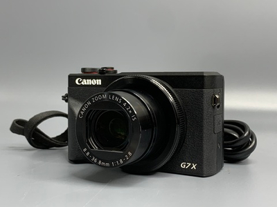 Canon G7X Mark III