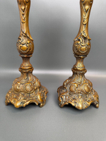 Пара подсвечников