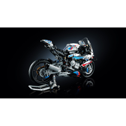 LEGO Technic - Мотор BMW M 1000 RR 42130