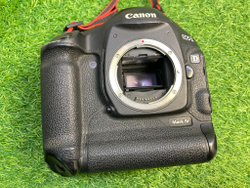 Canon EOS 1D Mark IV (334.000 кадров)