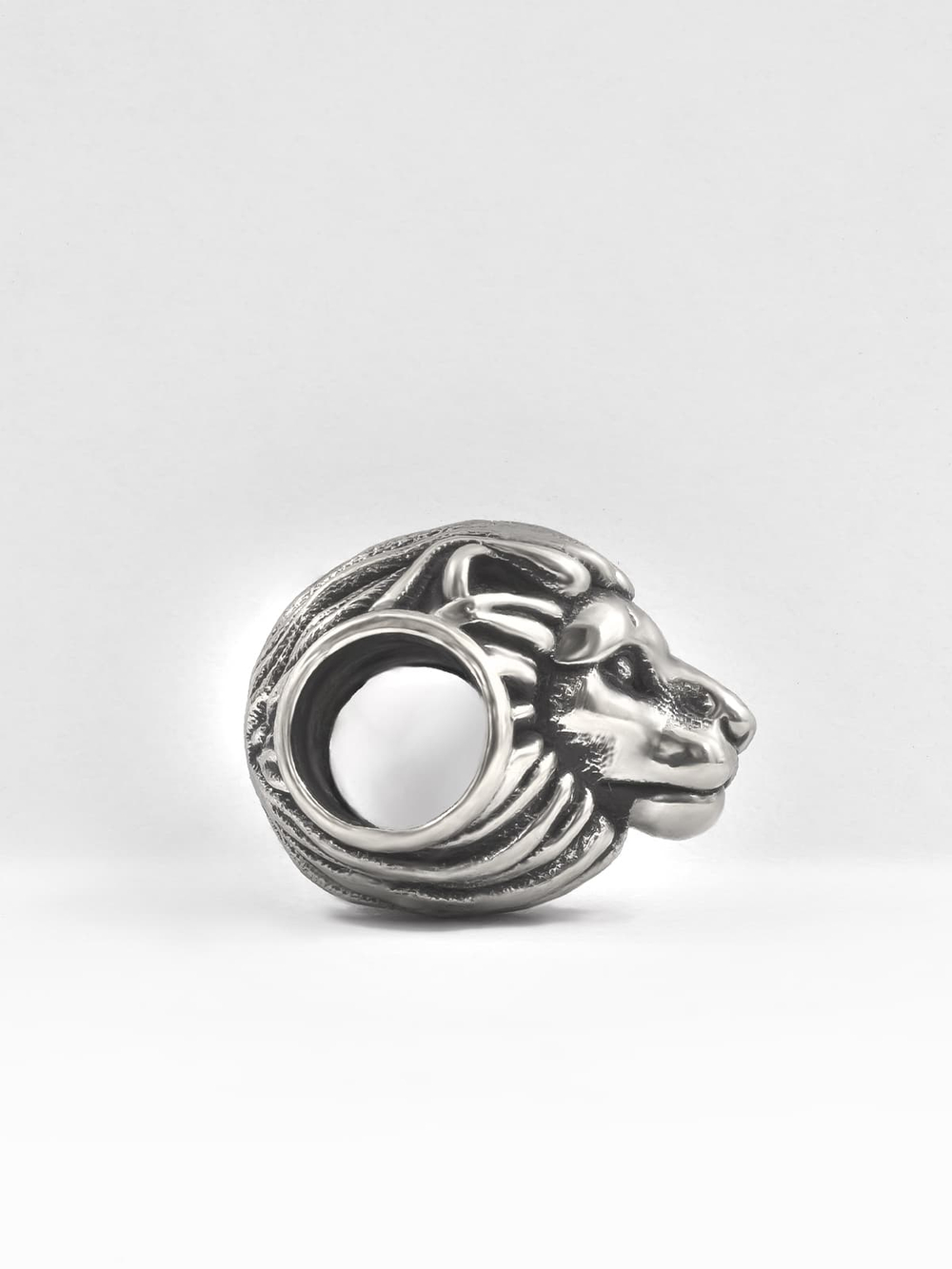Шарм-бусина Лев из серебра