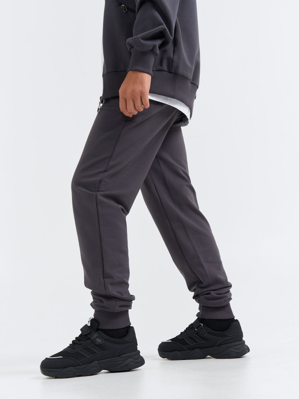 Кроссовки "Уголь"