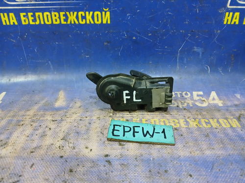 Ручка двери передней левой салонная MAZDA TRIBUTE 2002