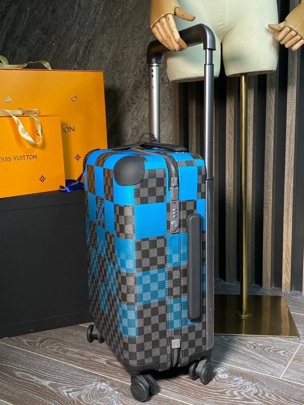 Чемодан Louis Vuitton