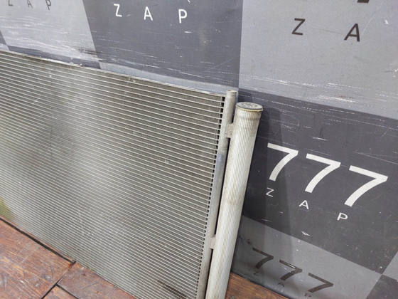 Радиатор кондиционера Mercedes E (W213), C (W205) Б/У Оригинал A0995000454