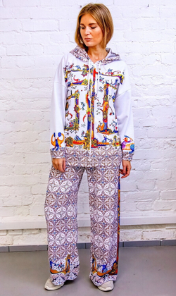 Комплект (зип худи и брюки) "Лабиринт", по мотивам Псалтири Латтрелла (Luttrell Psalter) и средневековых буквиц