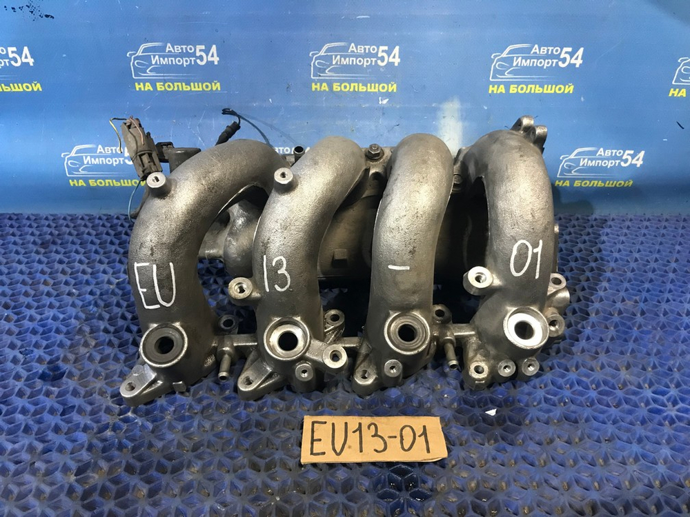 Коллектор впускной NISSAN BLUEBIRD 1993