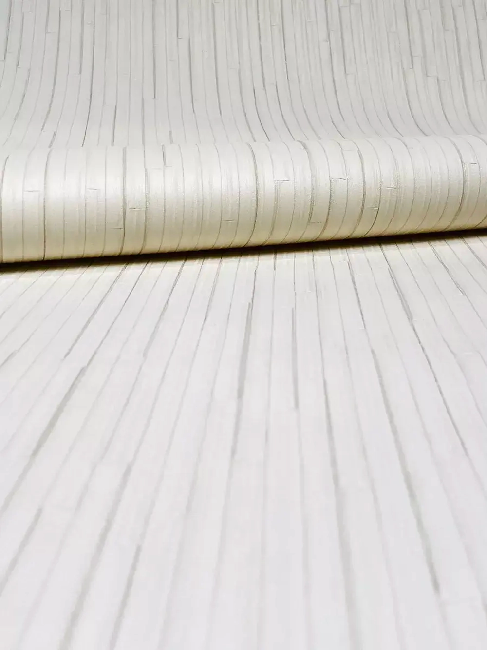 Обои флизелиновые 18011 Lymphae Италия