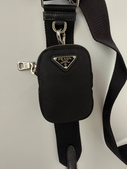 Сумка Prada Re-Edition